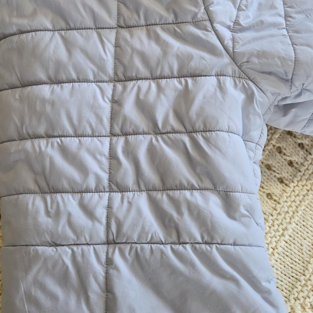 Under Armour Women's Light Blue Ski Jacket - Picture 8 of 8